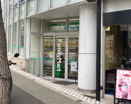 ファミリーマート藤が丘駅南口店