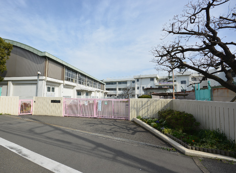 調布市立布田小学校