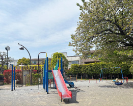 東中公園